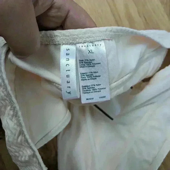 NWT SANCTUARY Bikini size XL top and bottom color  beige very Nice ! - Picture 7 of 11